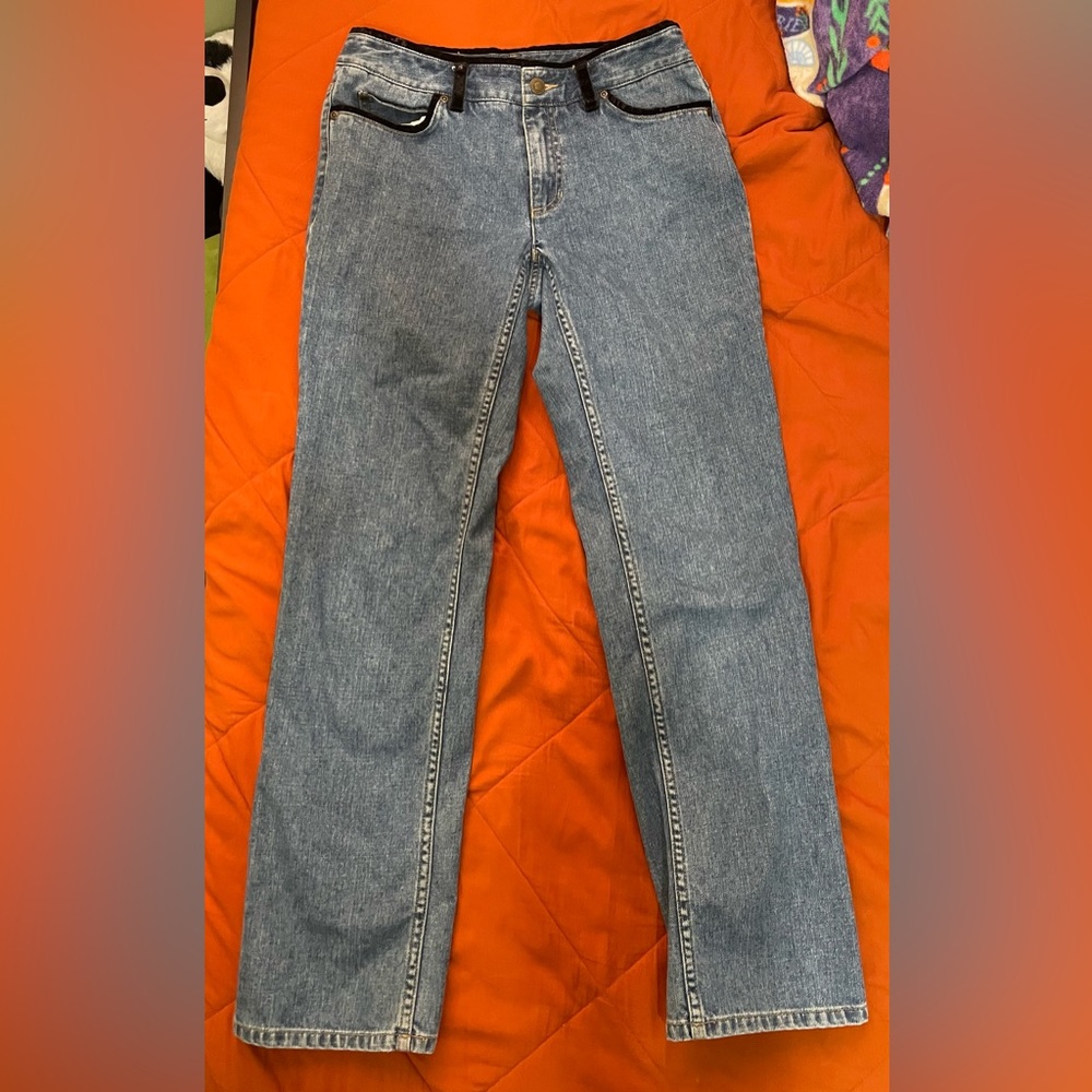Liz Claiborne size 4R mid rise straight leg jean